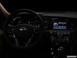  Centered wide dash shot photo
